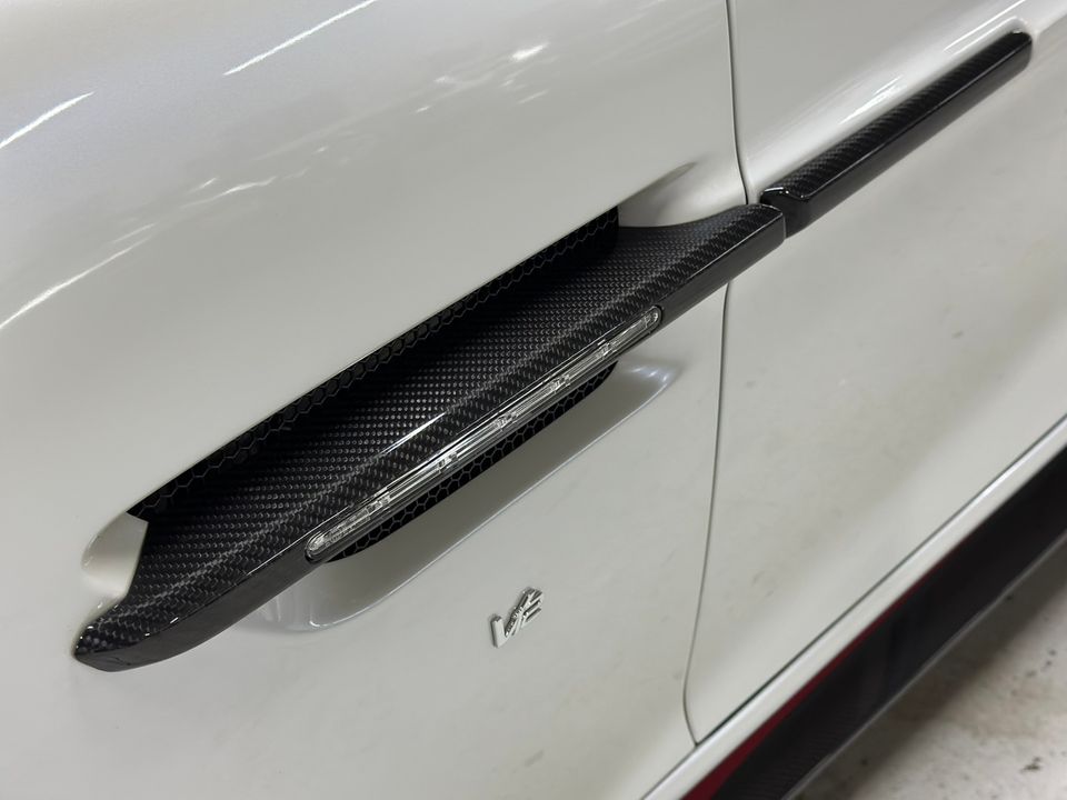 2018 Aston Martin Vanquish S