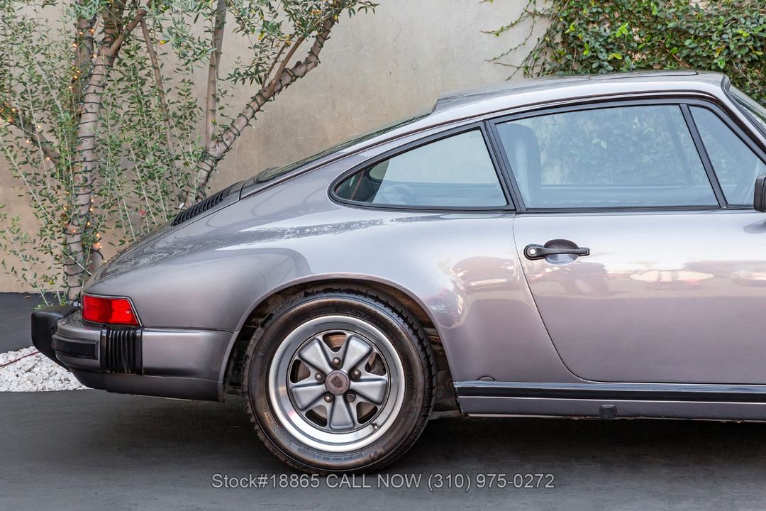 1986 Porsche Carrera