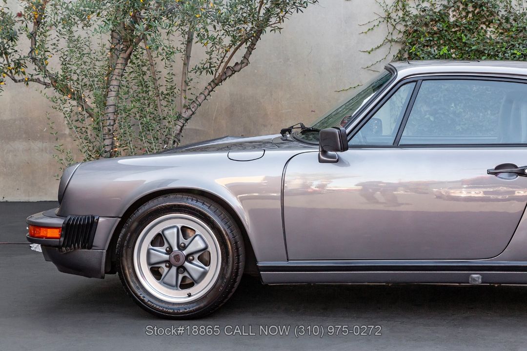 1986 Porsche Carrera