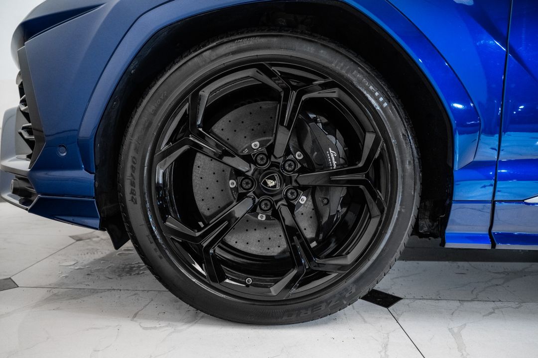 2020 Lamborghini Urus
