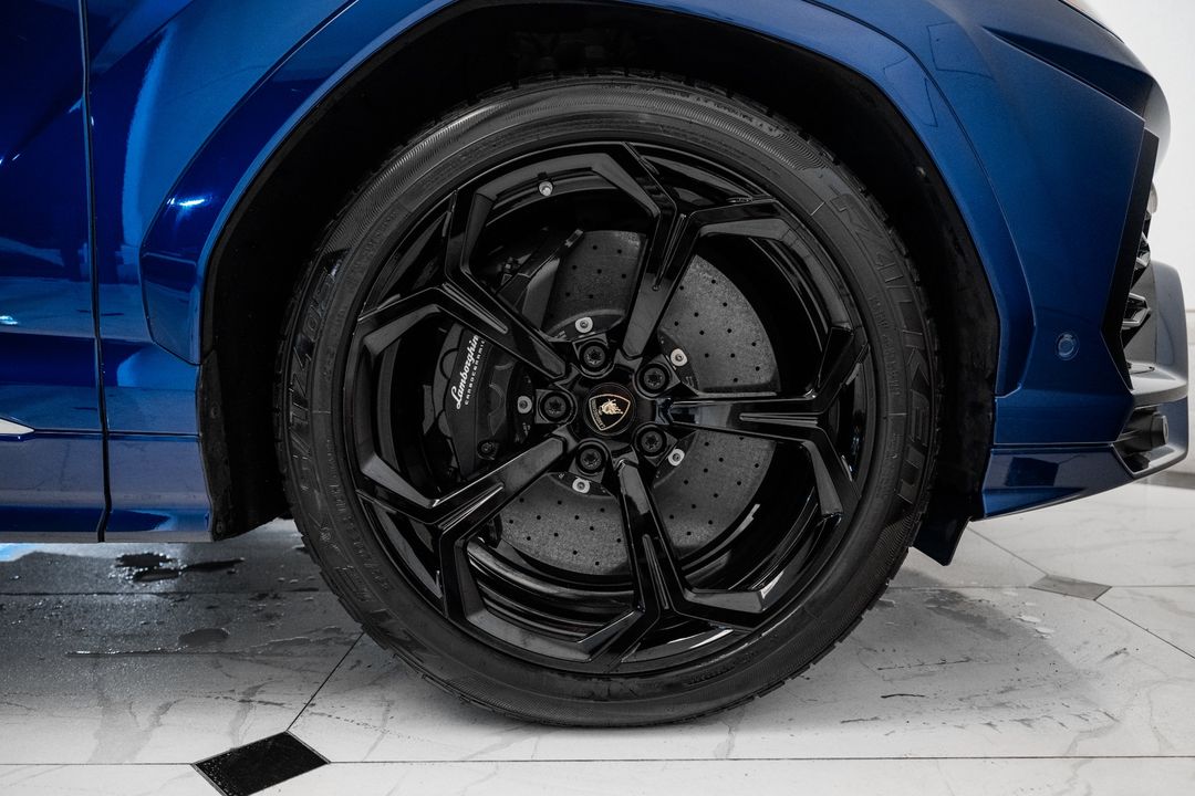 2020 Lamborghini Urus