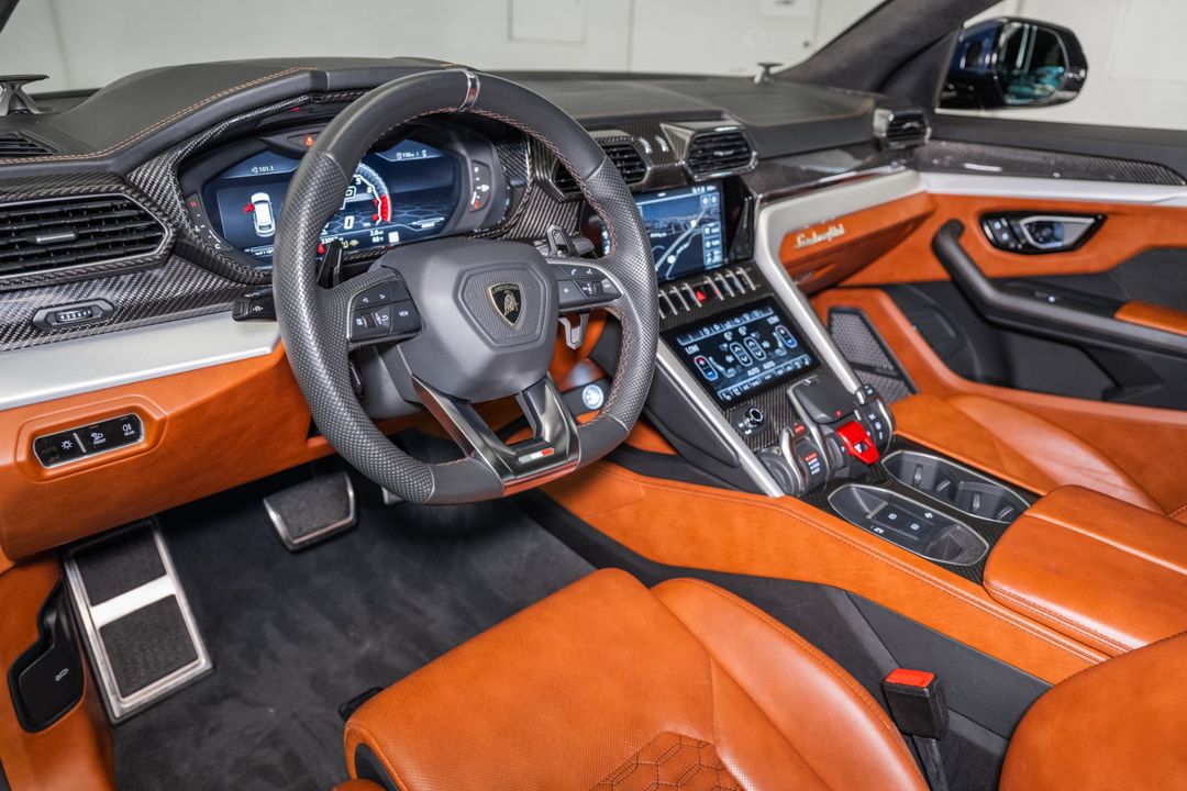 2020 Lamborghini Urus