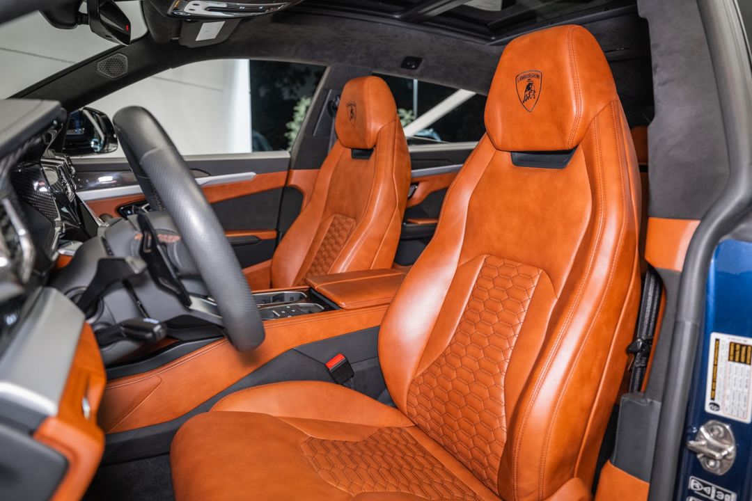 2020 Lamborghini Urus