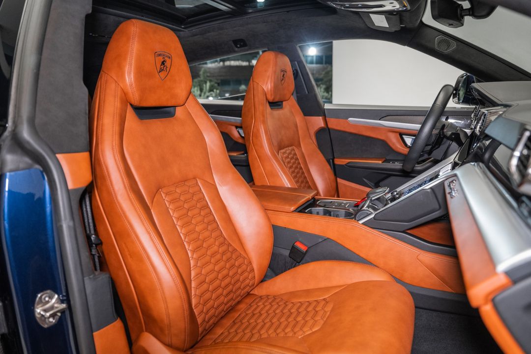 2020 Lamborghini Urus