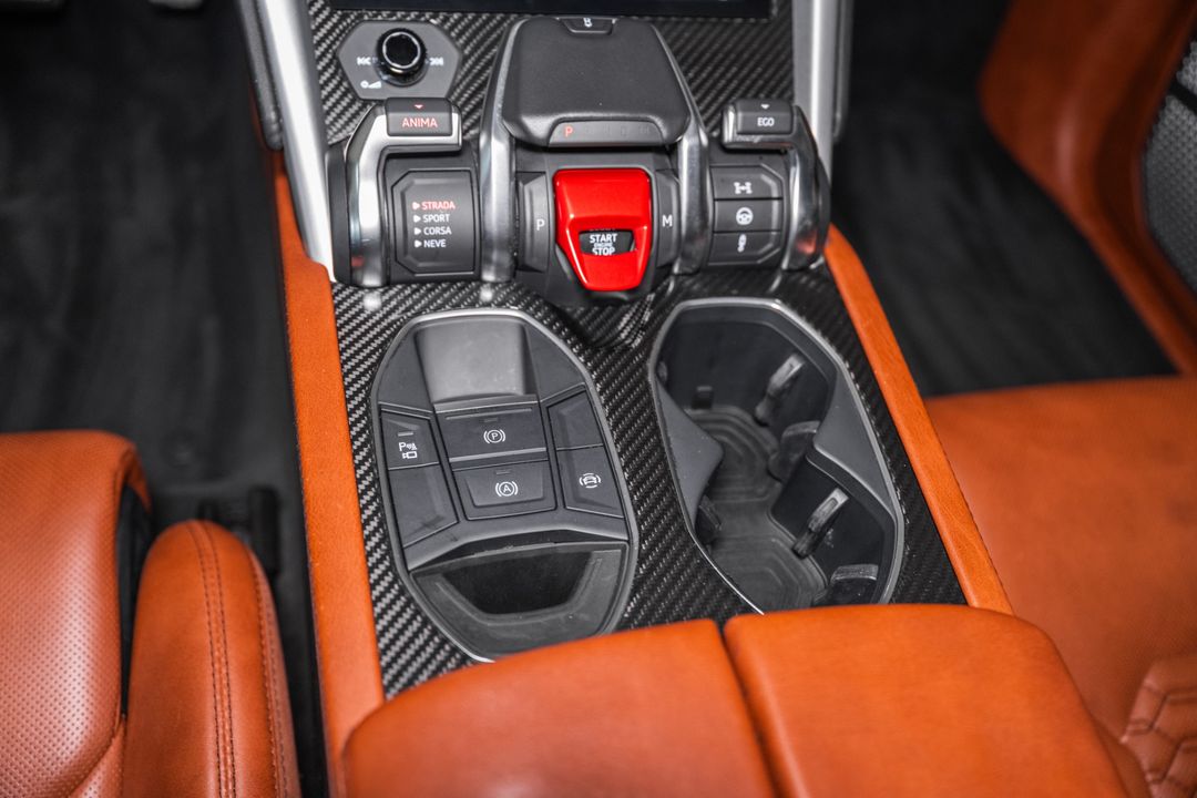 2020 Lamborghini Urus