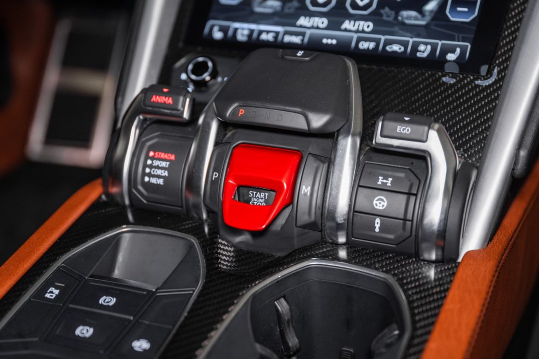 2020 Lamborghini Urus