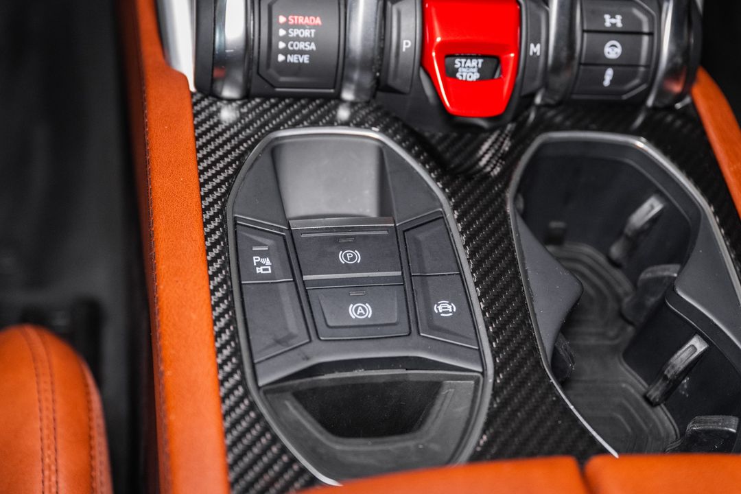 2020 Lamborghini Urus