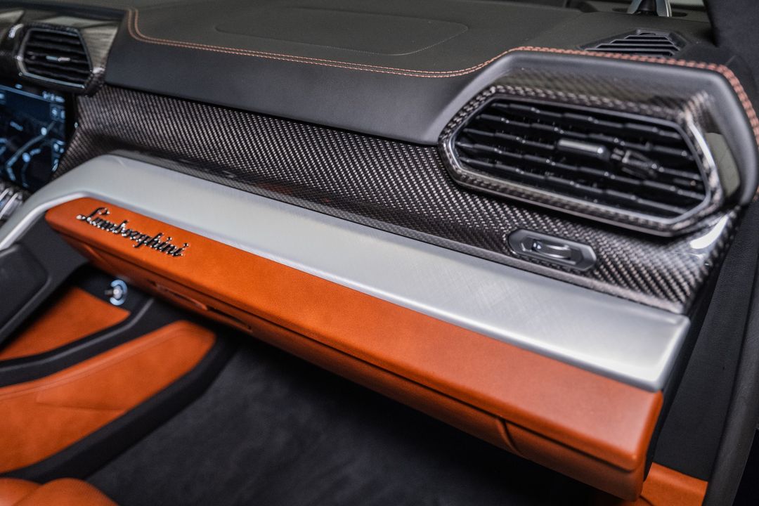 2020 Lamborghini Urus