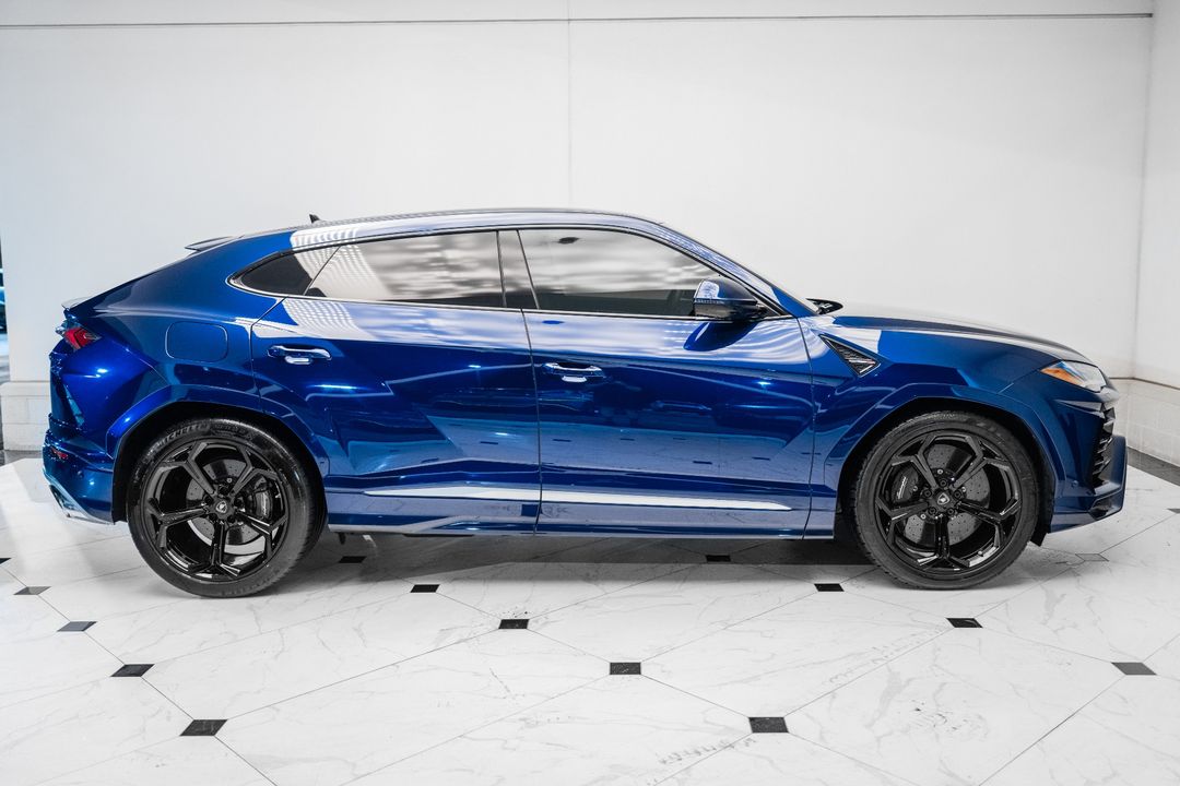 2020 Lamborghini Urus
