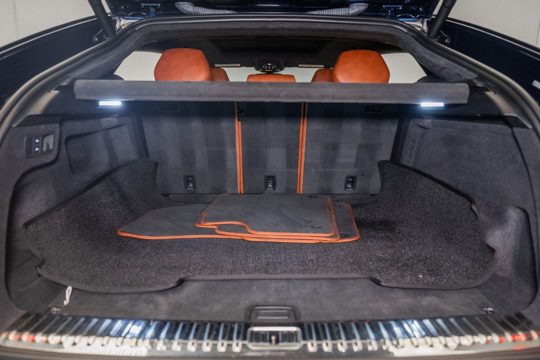 2020 Lamborghini Urus