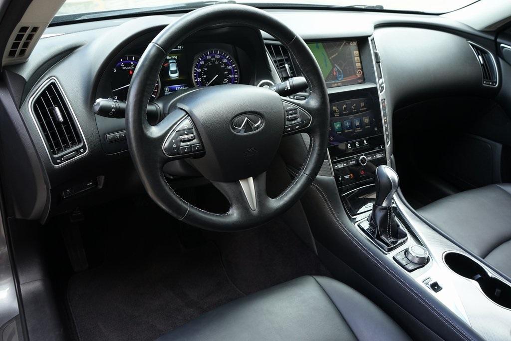 2015 INFINITI Q50