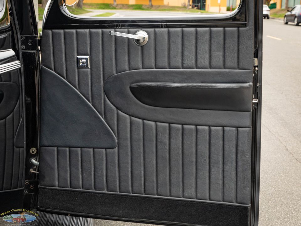 1940 Ford Deluxe Custom Coupe