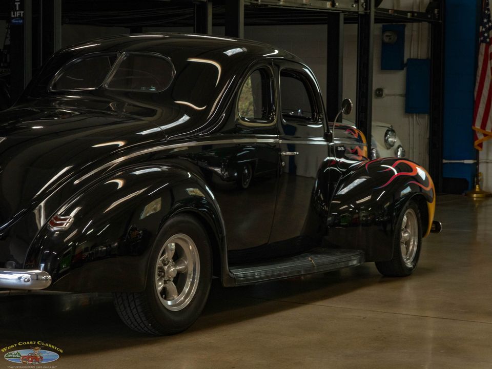 1940 Ford Deluxe Custom Coupe