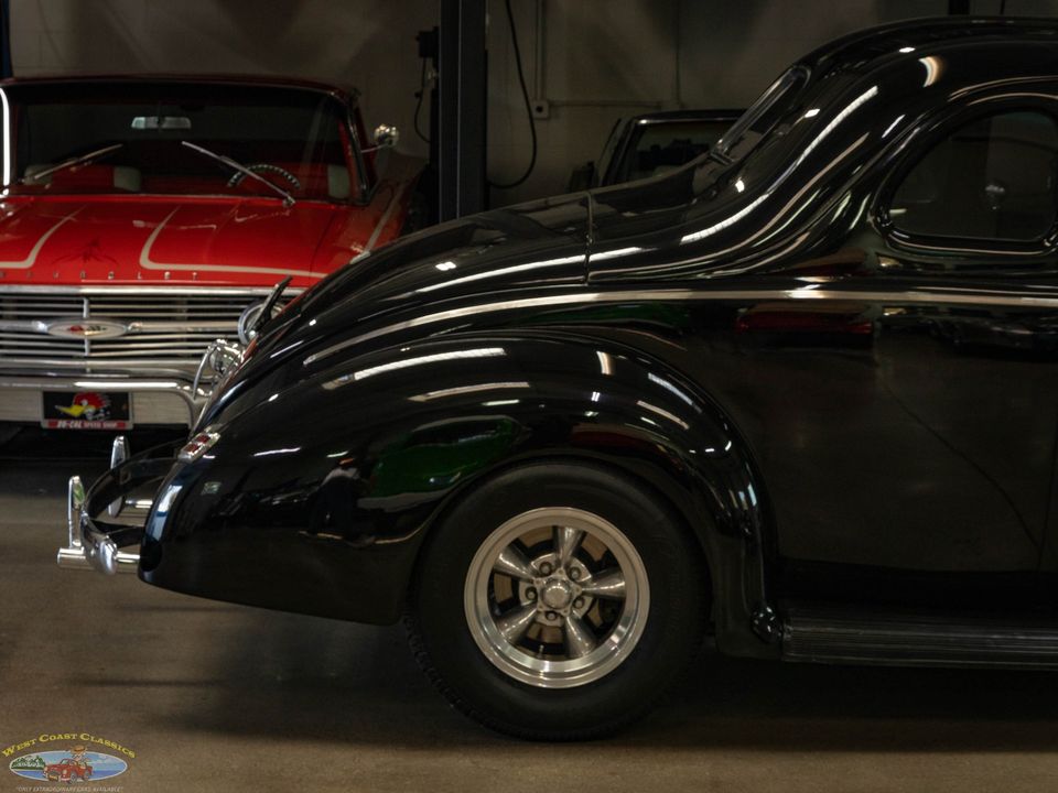 1940 Ford Deluxe Custom Coupe