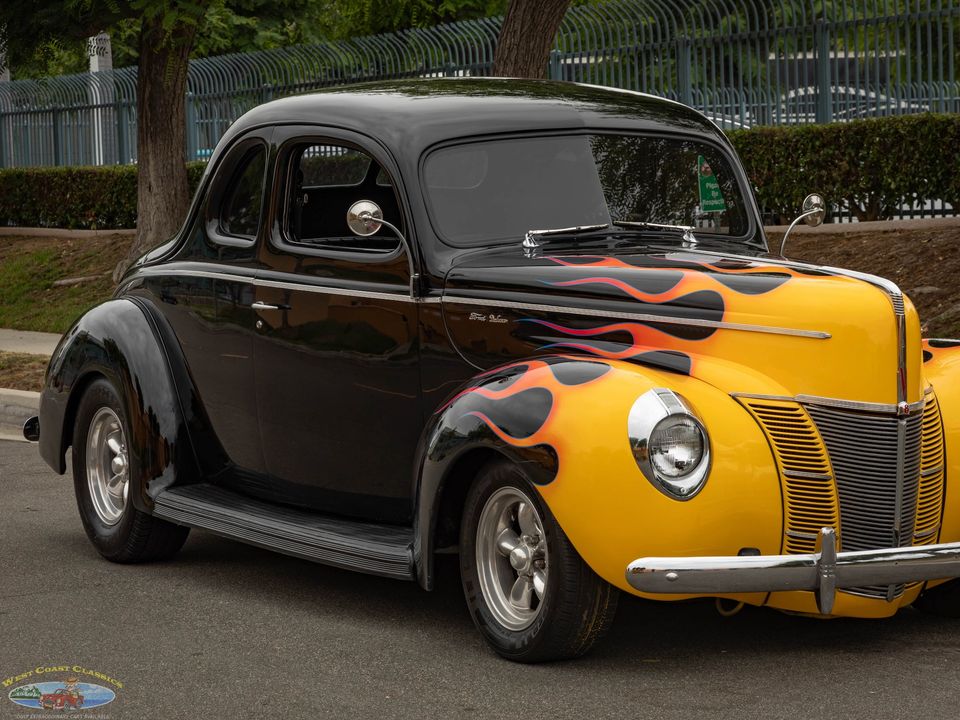 1940 Ford Deluxe Custom Coupe
