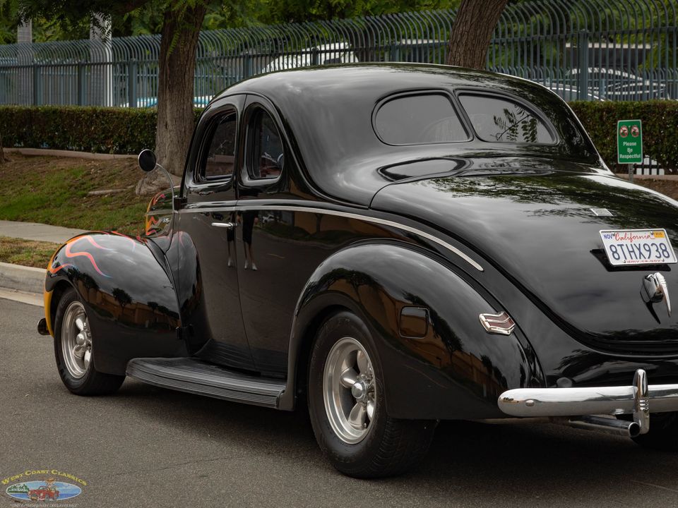 1940 Ford Deluxe Custom Coupe