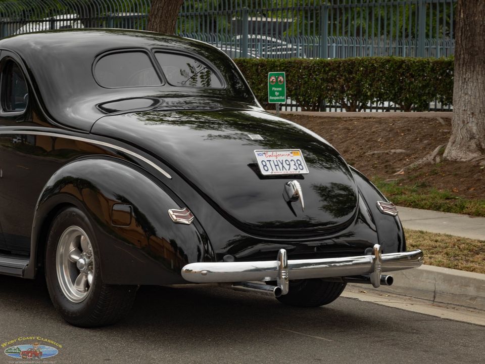 1940 Ford Deluxe Custom Coupe