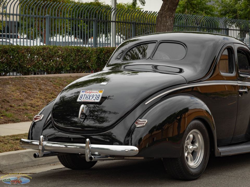 1940 Ford Deluxe Custom Coupe