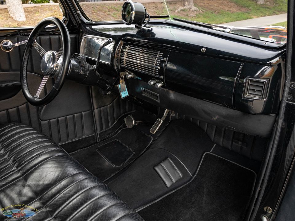 1940 Ford Deluxe Custom Coupe