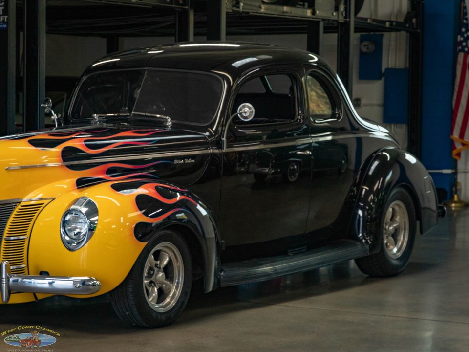 1940 Ford Deluxe Custom Coupe