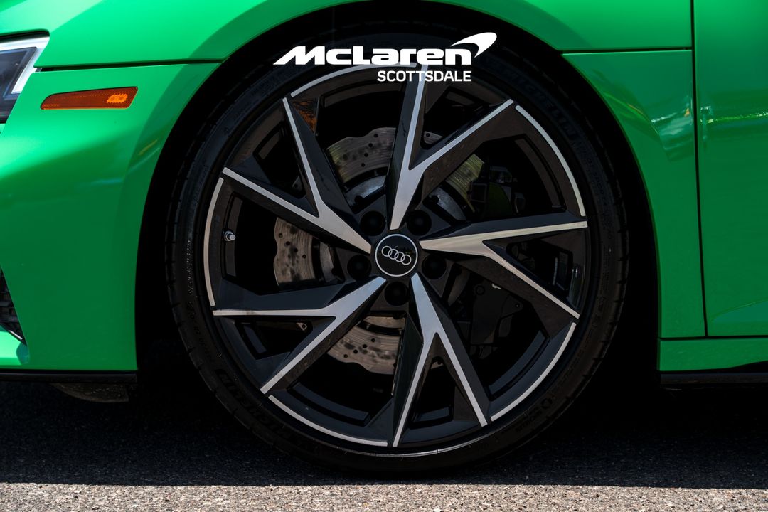 2022 AUDI R8 COUPE