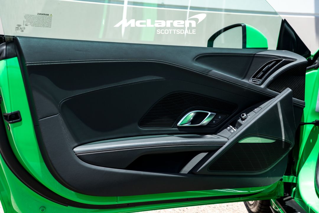2022 AUDI R8 COUPE
