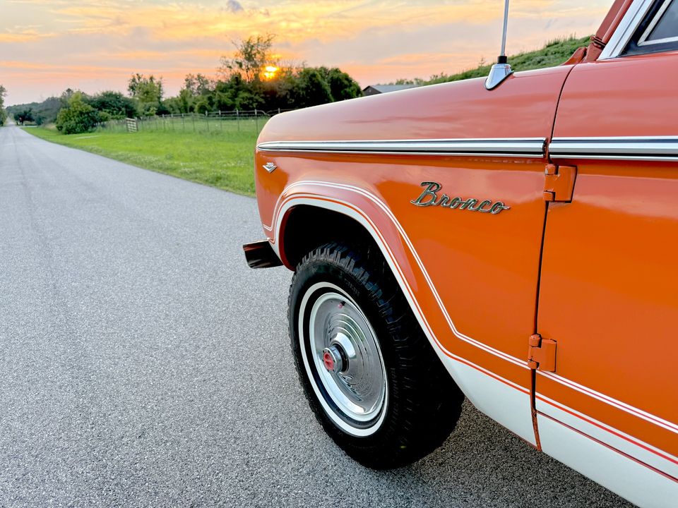 1966 Ford Bronco Half Cab 302
