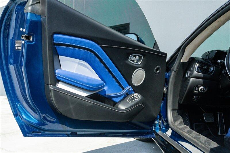 2019 Aston Martin Vantage