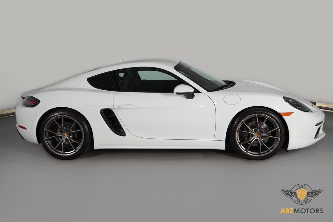 2017 Porsche 718 Cayman