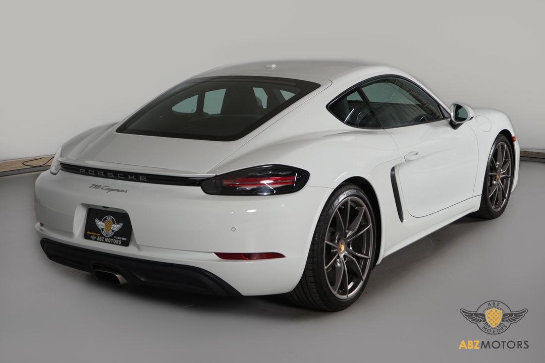 2017 Porsche 718 Cayman