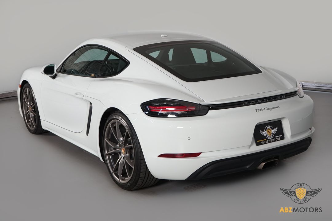 2017 Porsche 718 Cayman