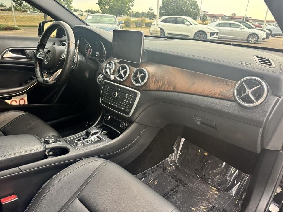 2016 Mercedes-Benz GLA