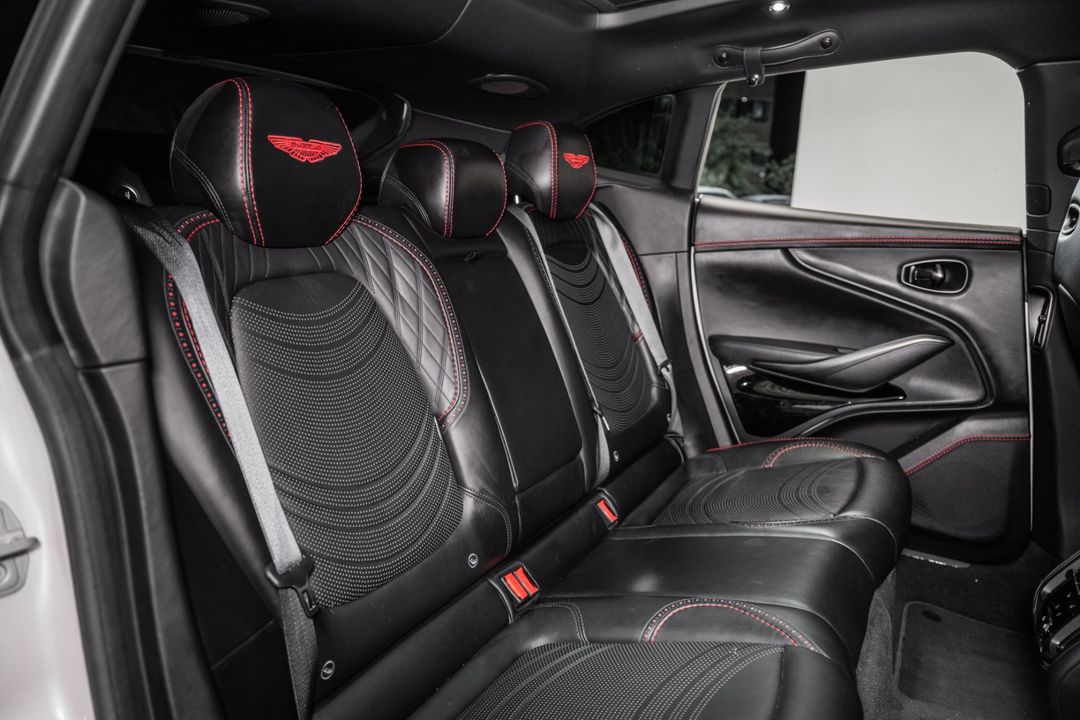 2023 Aston Martin DBX