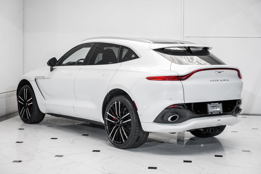 2023 Aston Martin DBX