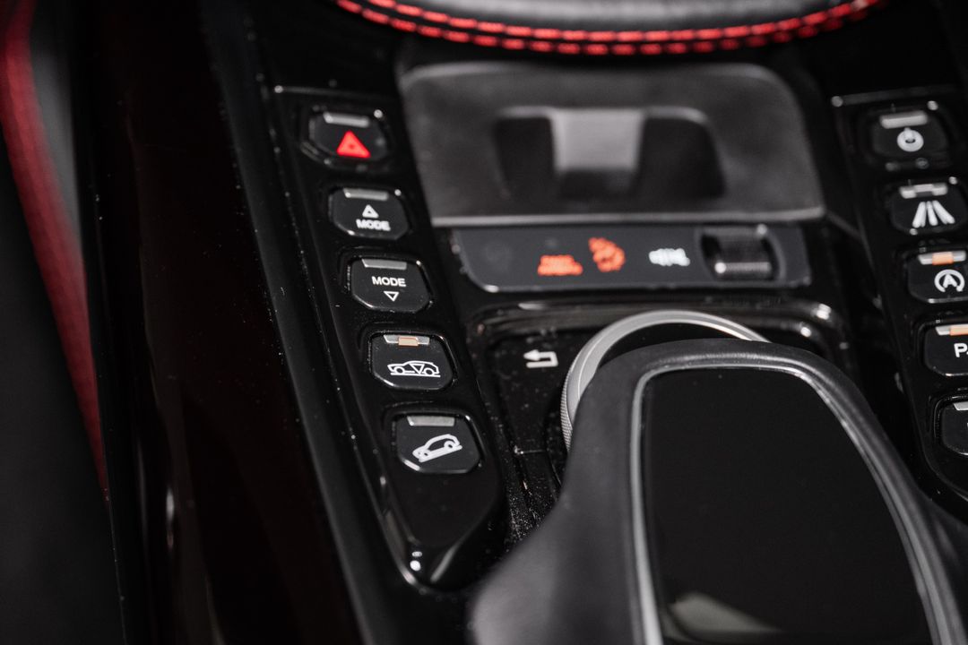 2023 Aston Martin DBX