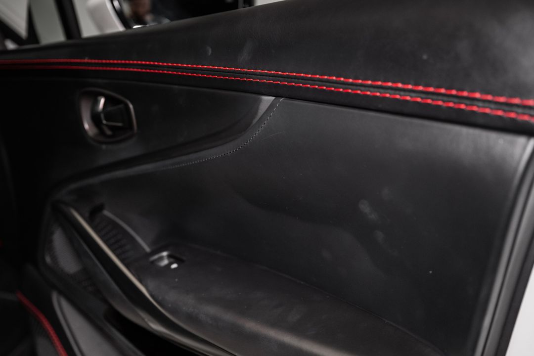 2023 Aston Martin DBX