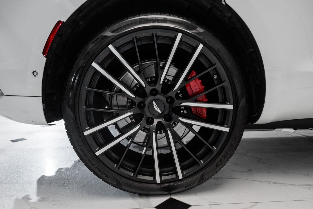 2023 Aston Martin DBX