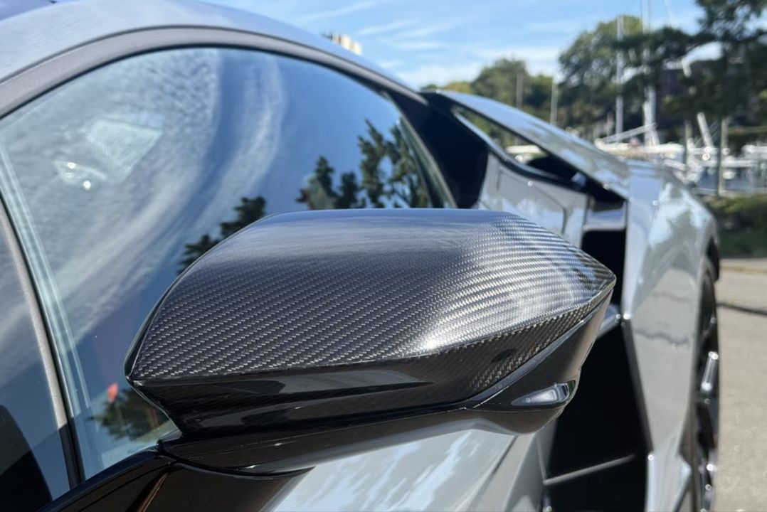 2024 Lamborghini Revuelto