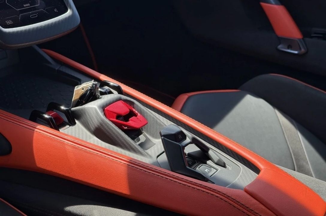 2024 Lamborghini Revuelto