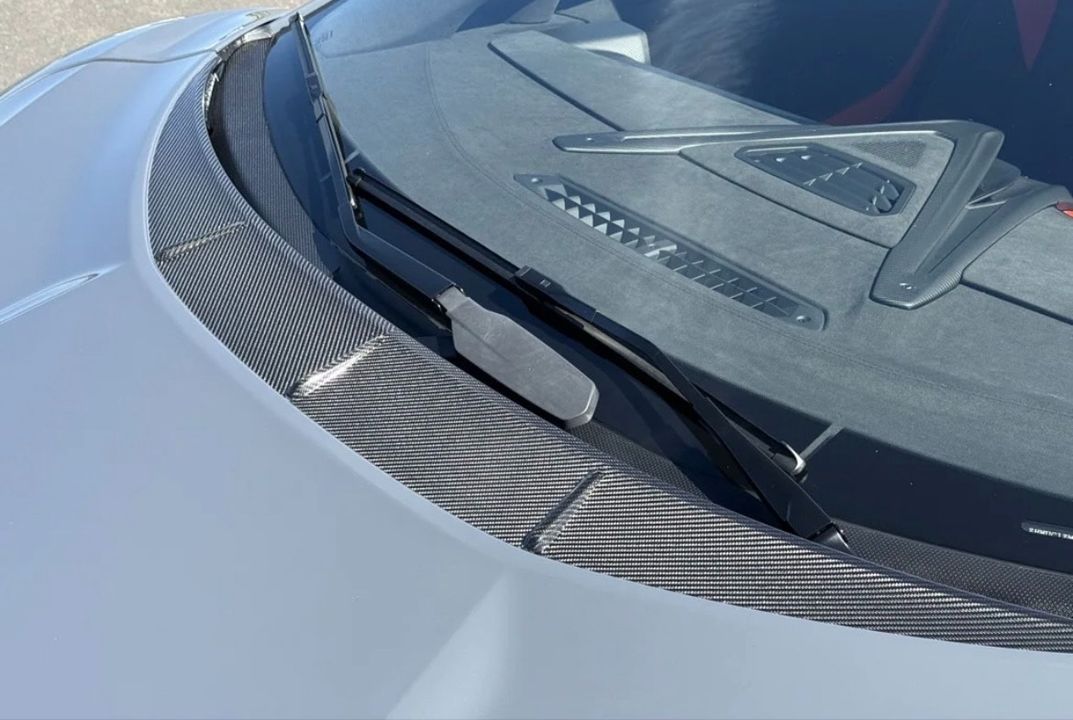 2024 Lamborghini Revuelto