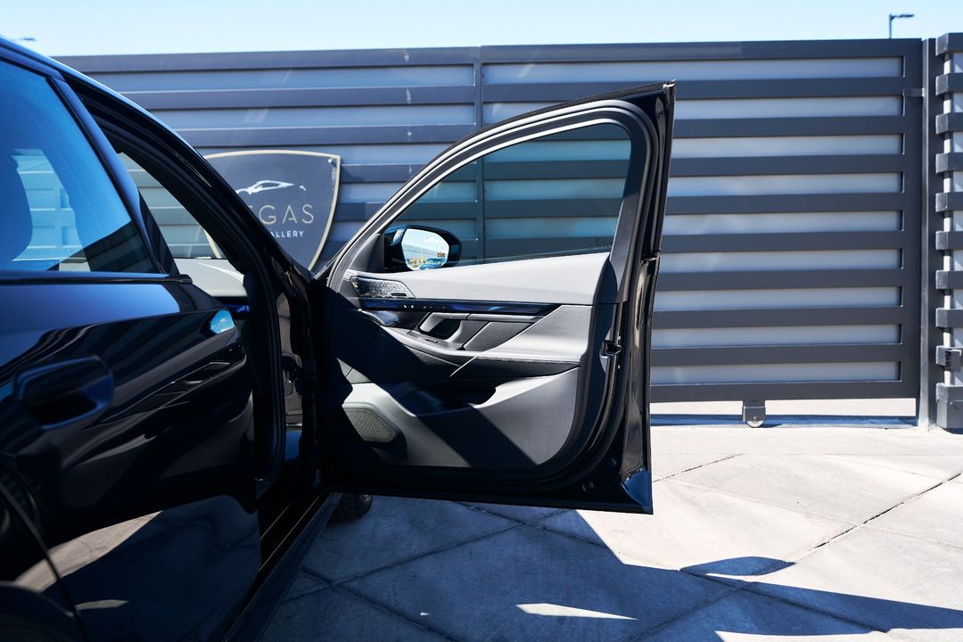 2024 BMW i5