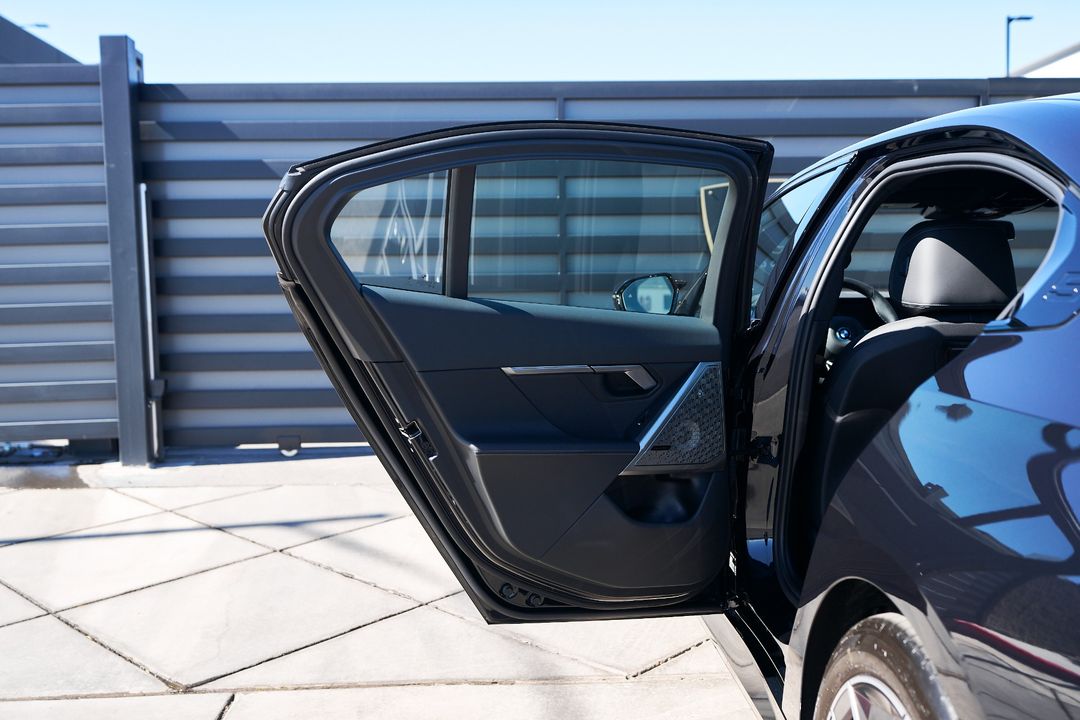 2024 BMW i5