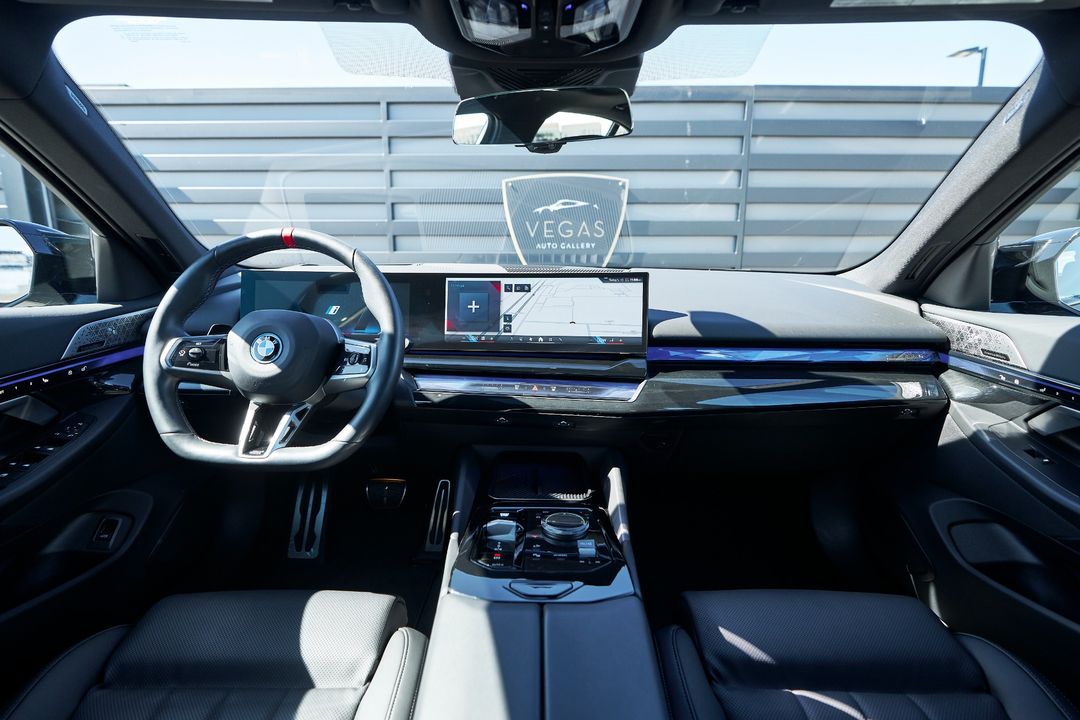 2024 BMW i5