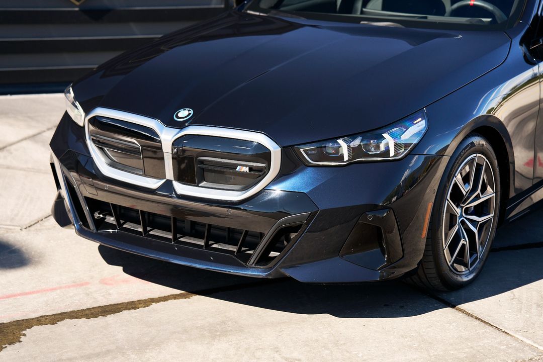 2024 BMW i5