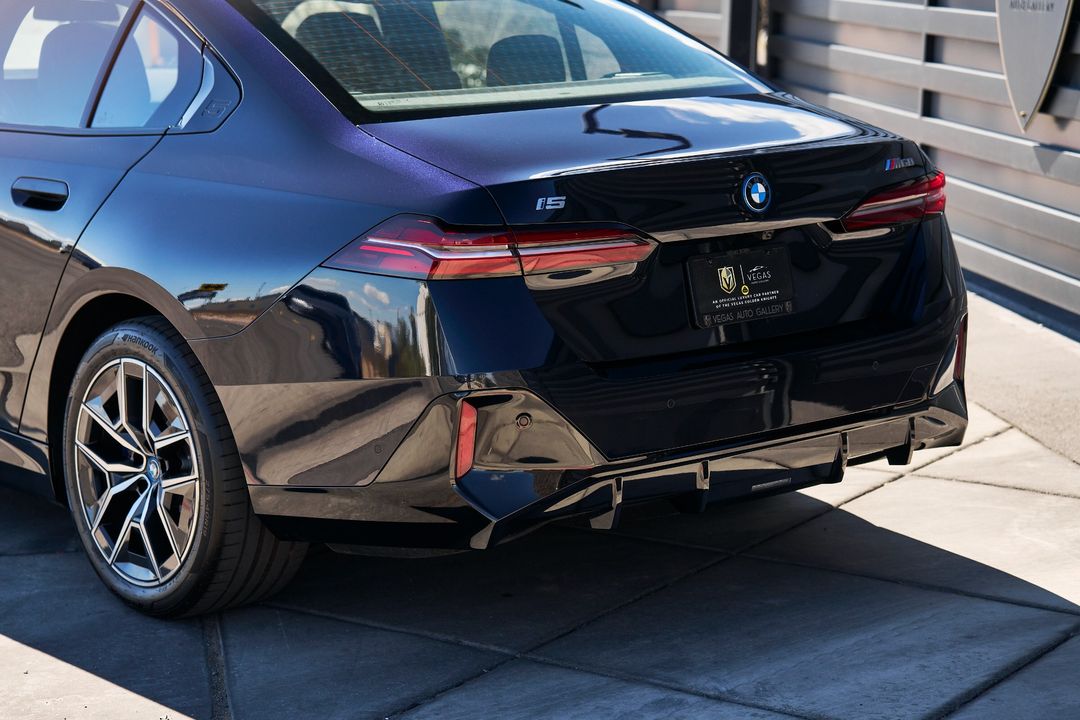 2024 BMW i5