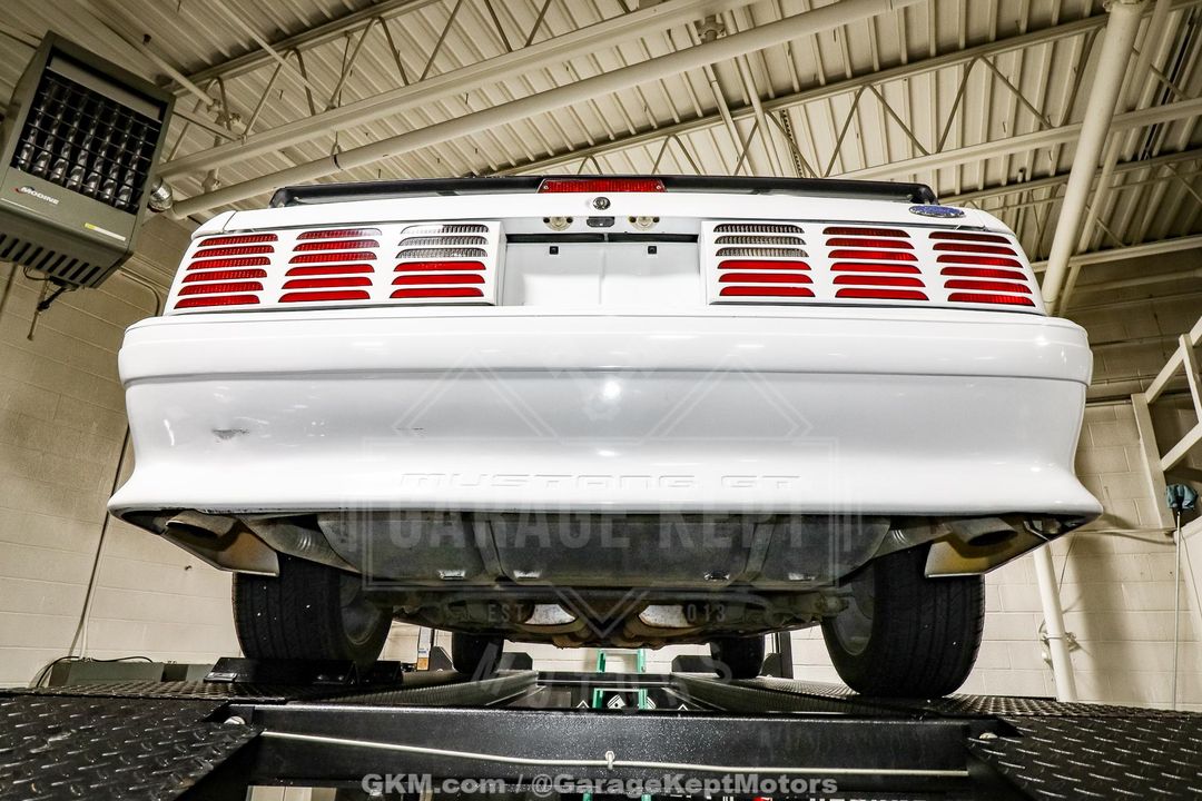 1990 Ford Mustang