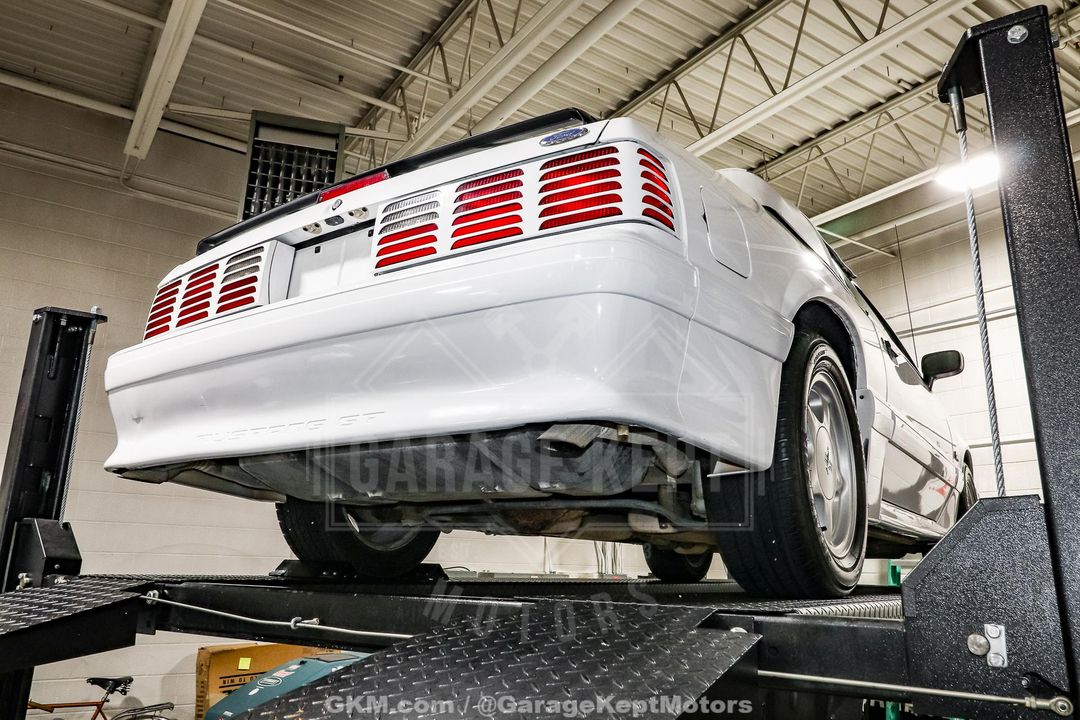 1990 Ford Mustang