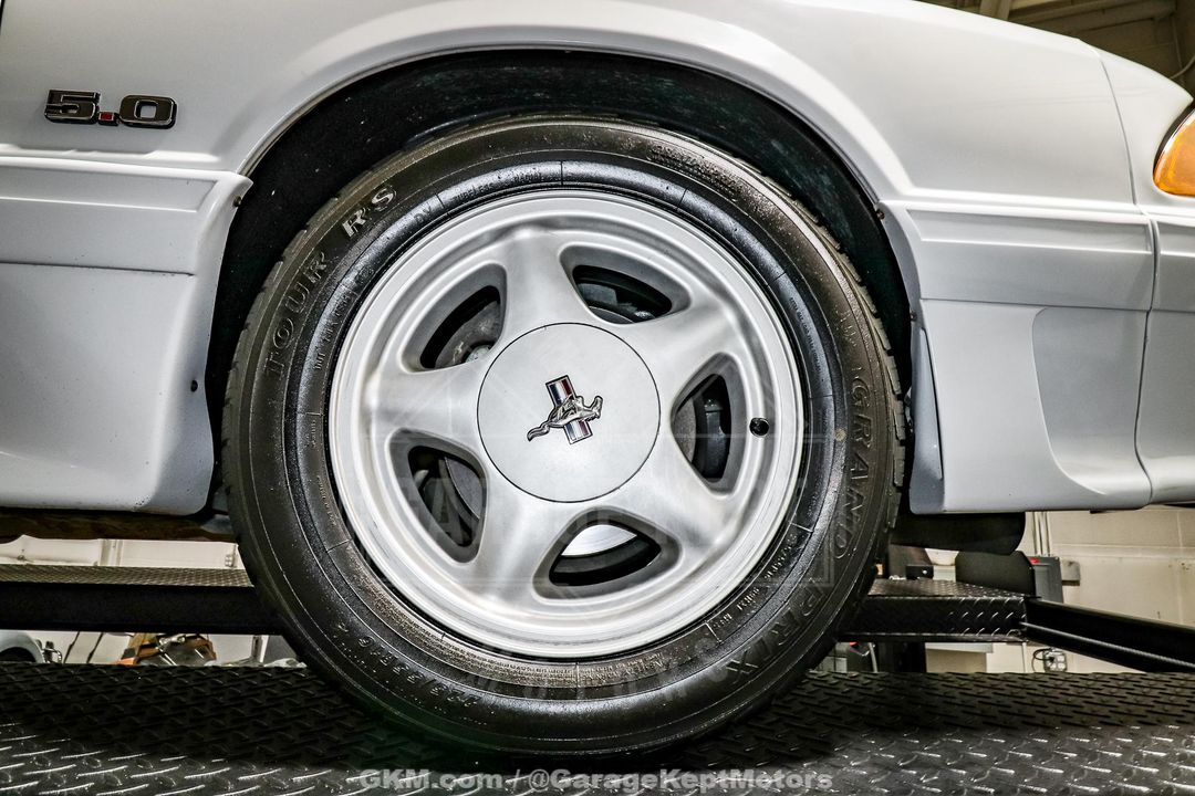 1990 Ford Mustang