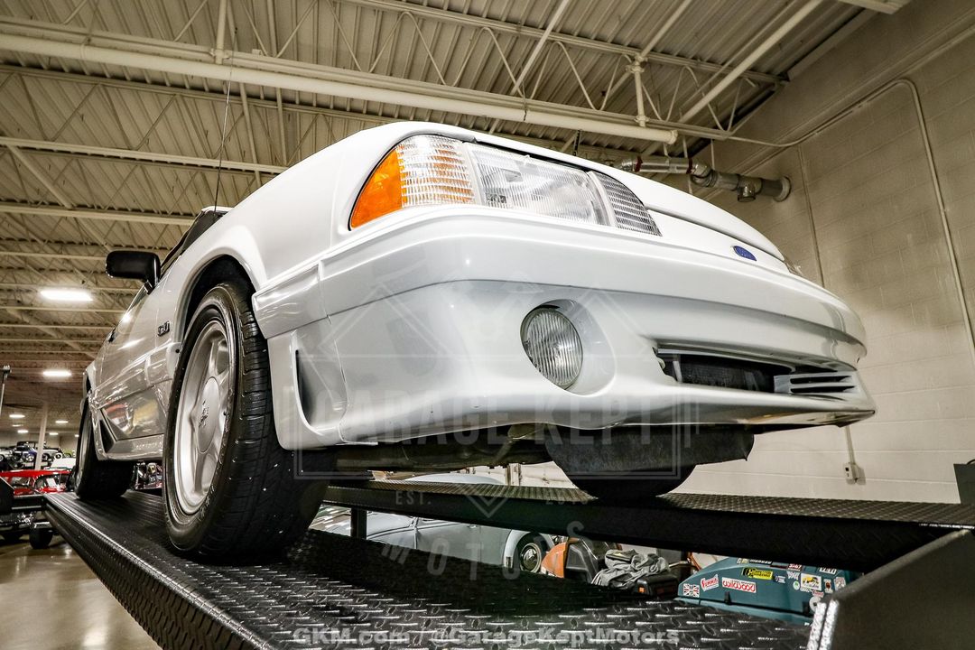 1990 Ford Mustang
