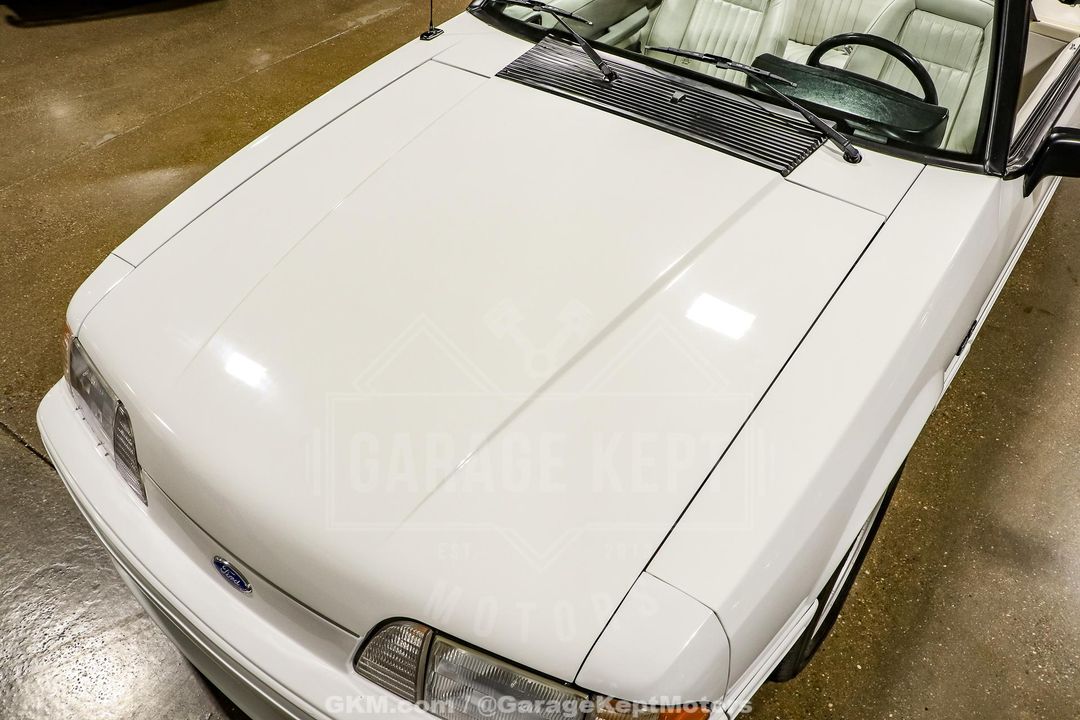1990 Ford Mustang